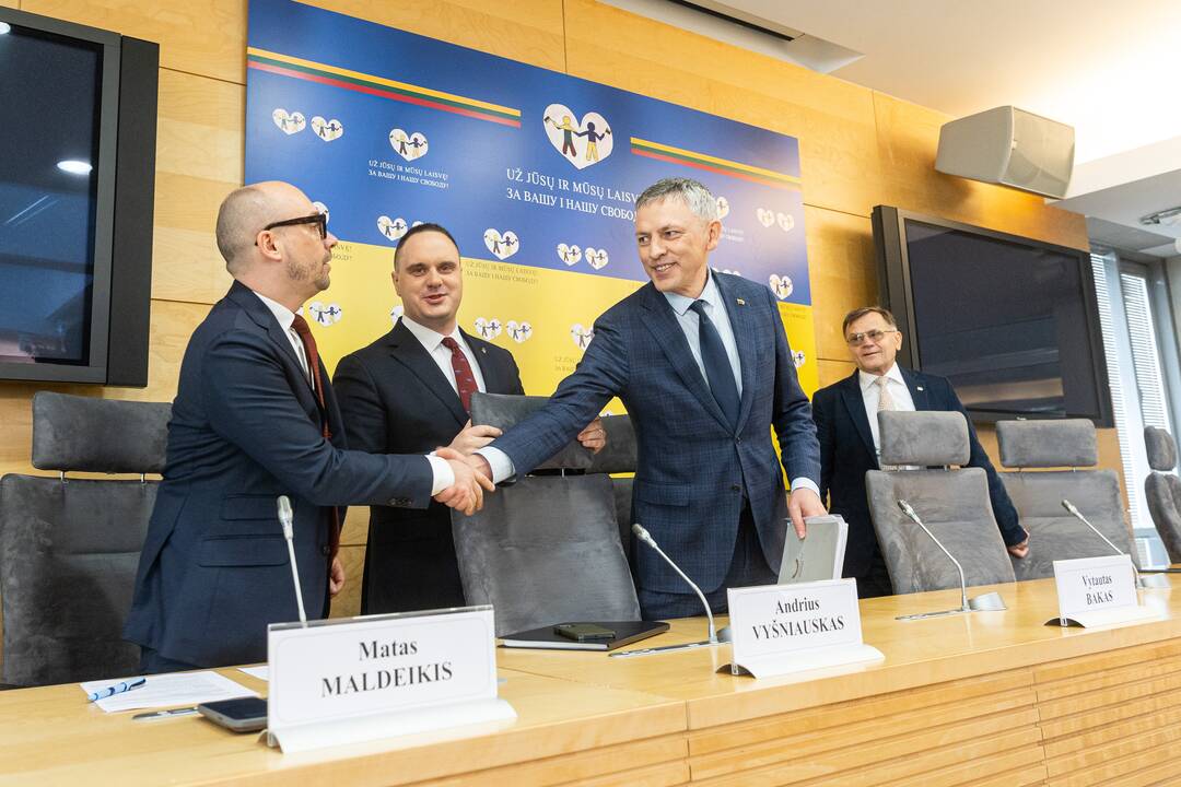 Seimo komisijos dėl VSD pranešėjo informacijos spaudos konferencija