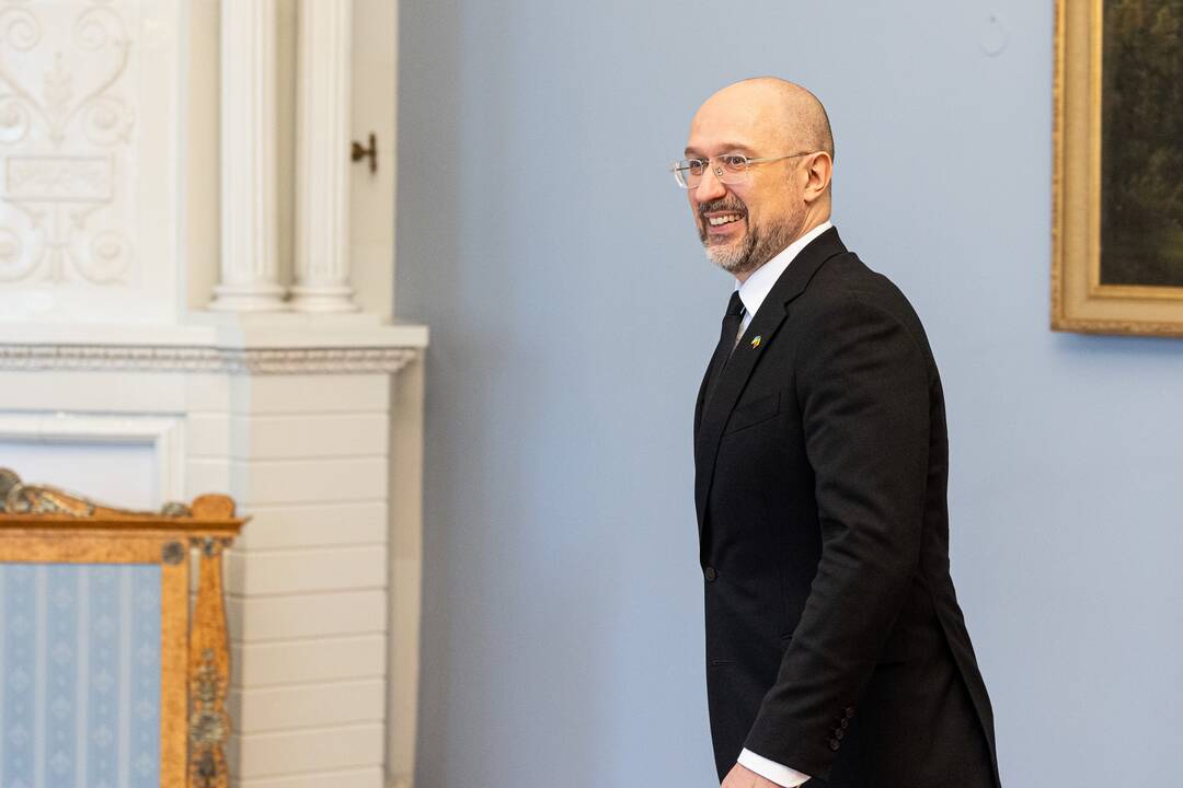 G. Nausėda įteikė Lietuvos valstybės apdovanojimą Ukrainos premjerui