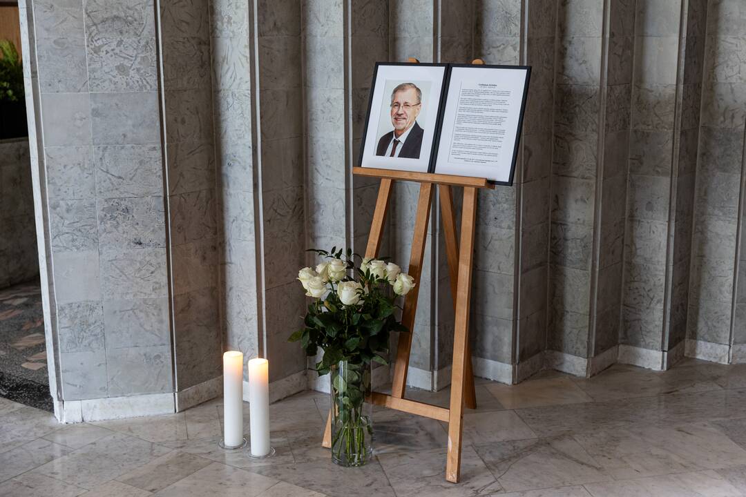 Vilniuje atsisveikinama su G. Kirkilu