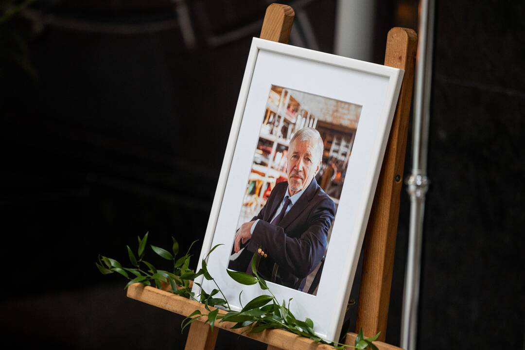 Vilniuje atsisveikinama su G. Kirkilu