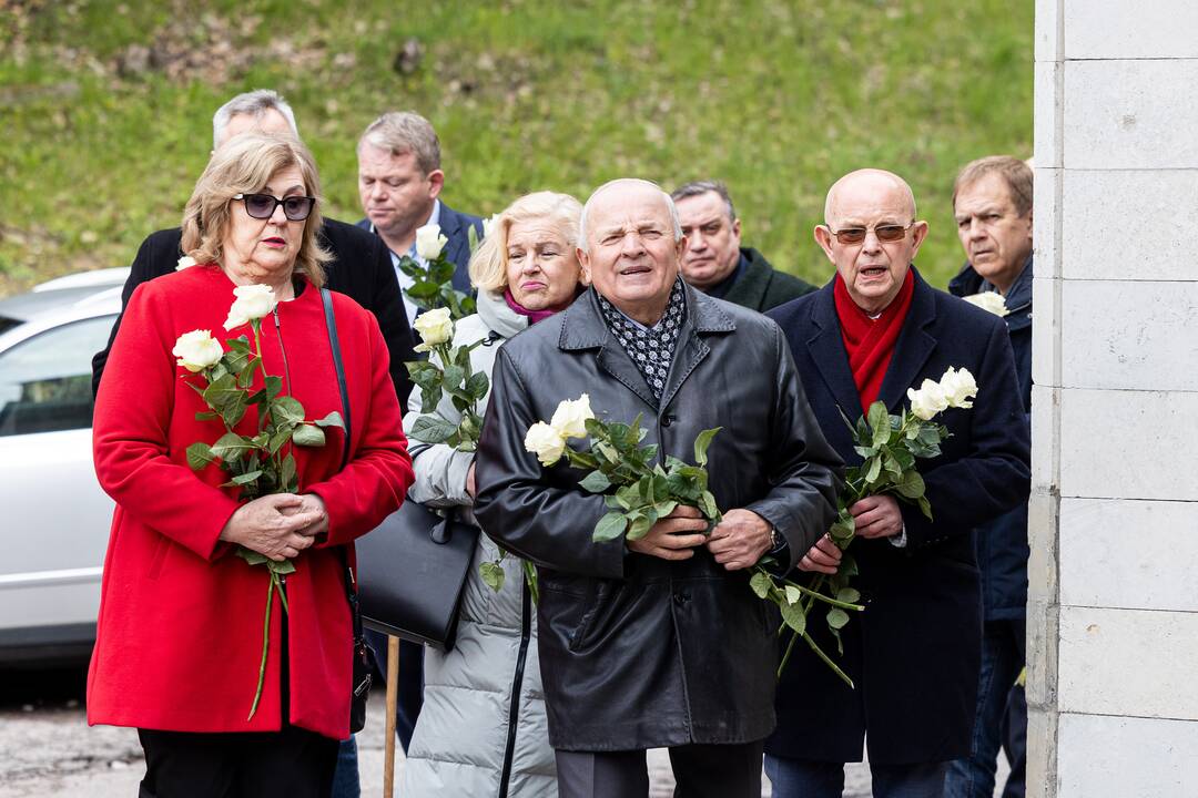 Vilniuje atsisveikinama su G. Kirkilu