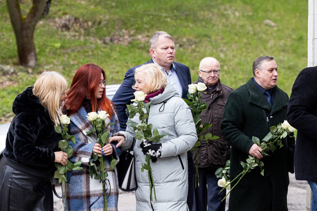 Vilniuje atsisveikinama su G. Kirkilu