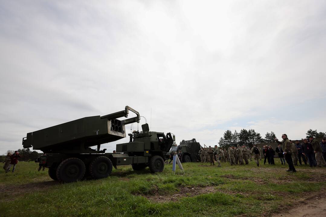 Pratybos su HIMARS
