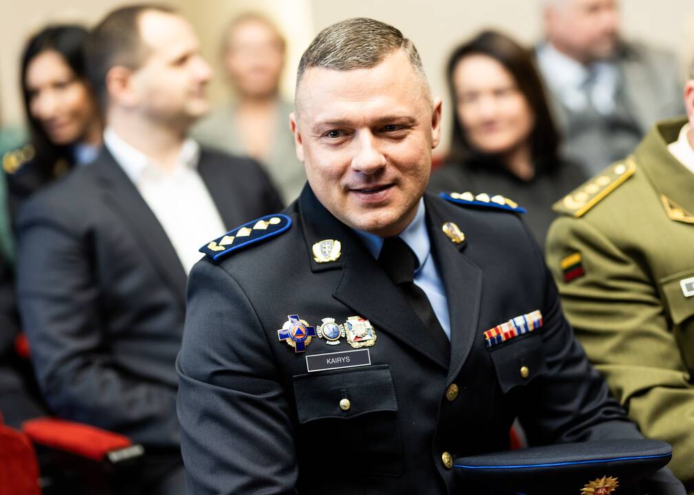Naujas Kalėjimų tarnybos vadovas M. Kairys davė priesaiką