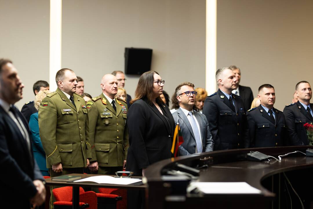 Naujas Kalėjimų tarnybos vadovas M. Kairys davė priesaiką