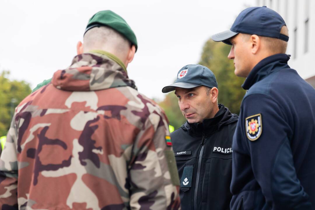 15-mečio M. Kalinausko paieška