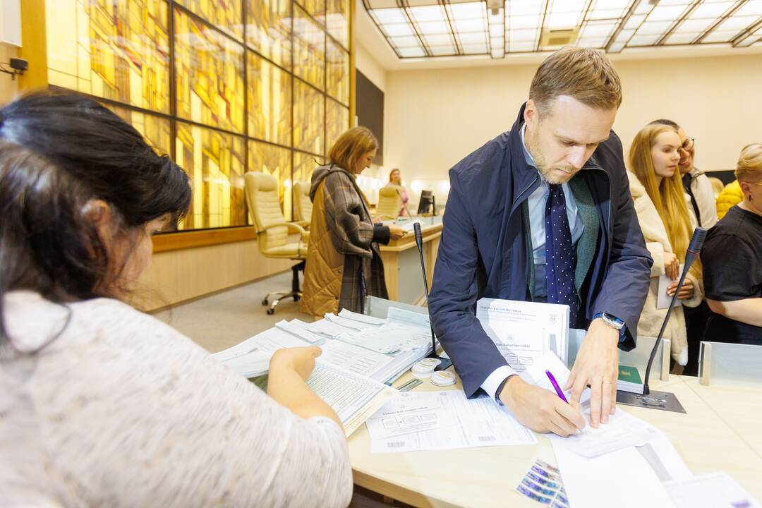 2024-ųjų Seimo rinkimai: tęsiasi išankstinis balsavimas