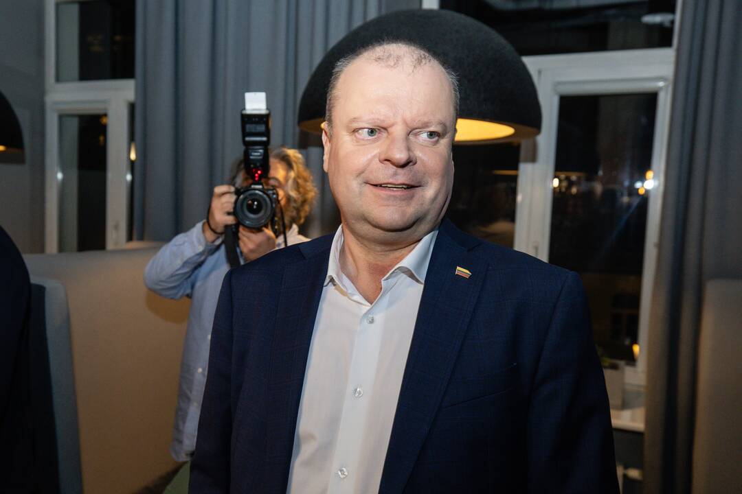 S. Skvernelis atvyko į LSDP štabą susitikti su V. Blinkevičiūte