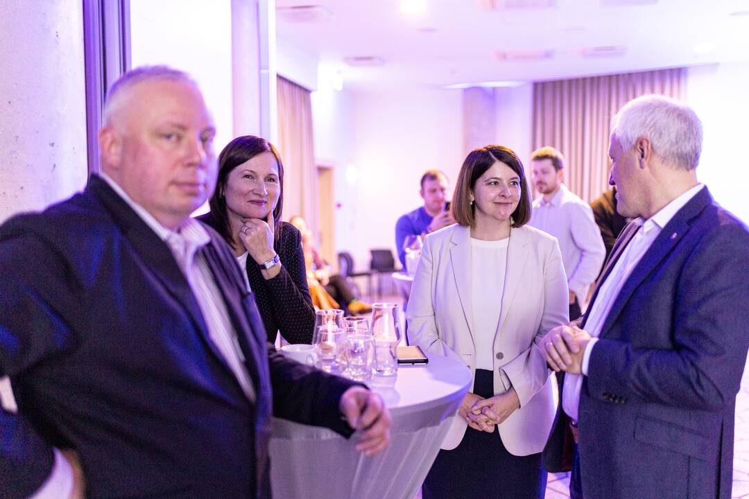 2024-ųjų Seimo rinkimai:  TS-LKD nariai laukia rinkimų rezultatų