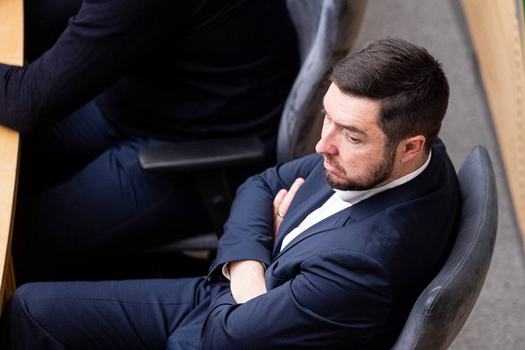 Tryliktasis Lietuvos Respublikos Seimas susirinko į paskutinį posėdį