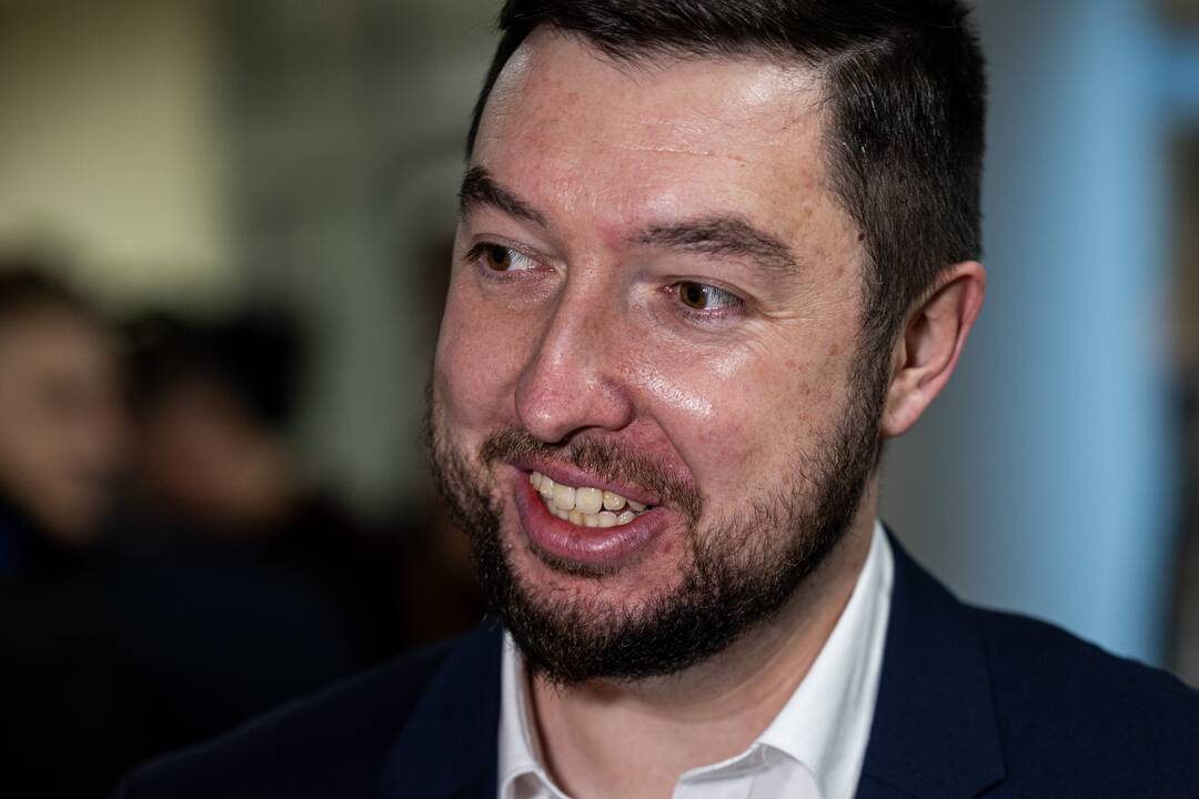 Tryliktasis Lietuvos Respublikos Seimas susirinko į paskutinį posėdį