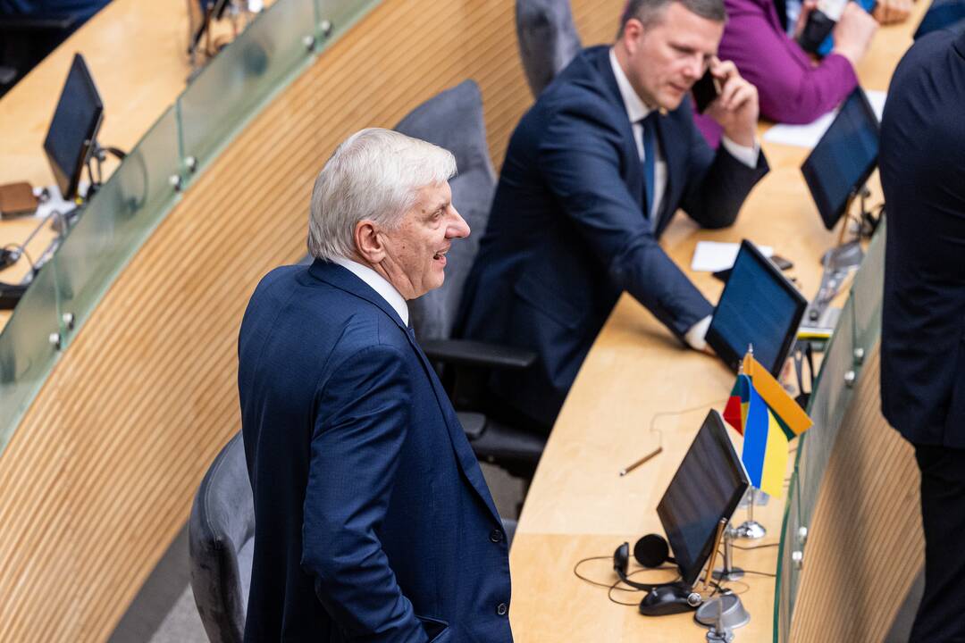 Tryliktasis Lietuvos Respublikos Seimas susirinko į paskutinį posėdį