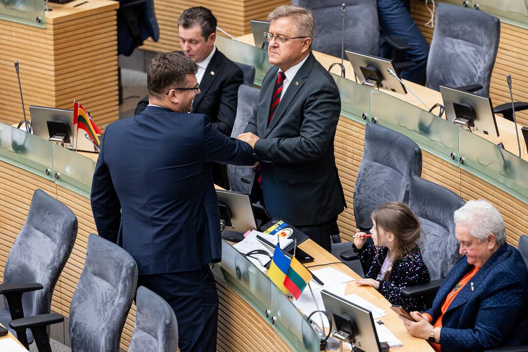 Tryliktasis Lietuvos Respublikos Seimas susirinko į paskutinį posėdį