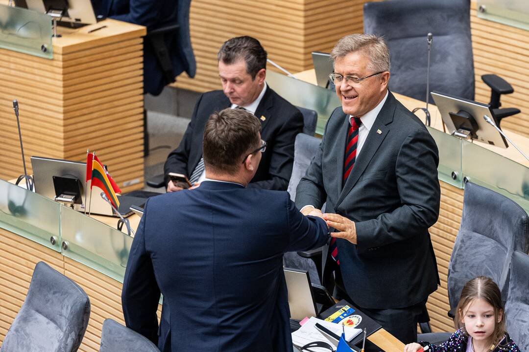 Tryliktasis Lietuvos Respublikos Seimas susirinko į paskutinį posėdį