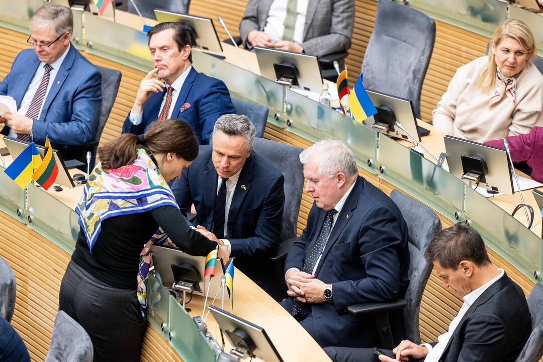 Tryliktasis Lietuvos Respublikos Seimas susirinko į paskutinį posėdį