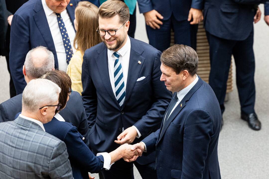 Tryliktasis Lietuvos Respublikos Seimas susirinko į paskutinį posėdį