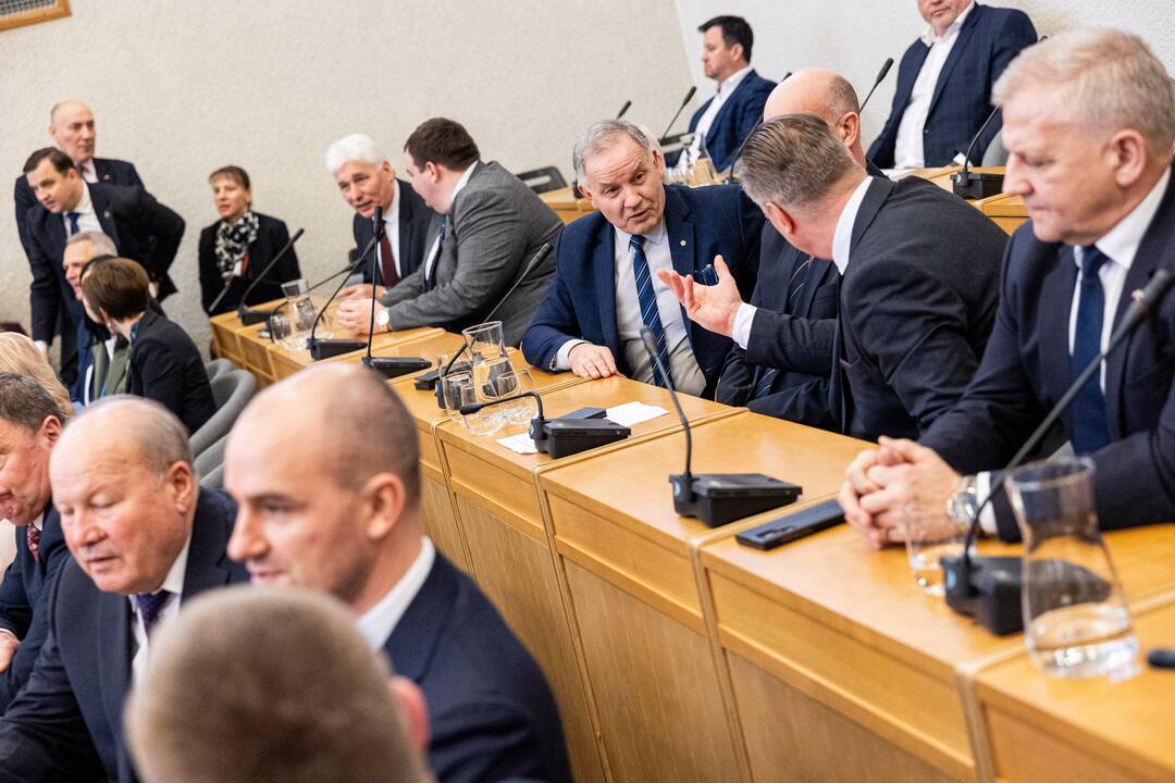 Premjeras susitiko su Lietuvos savivaldybių asociacijos vadovybe ir merais