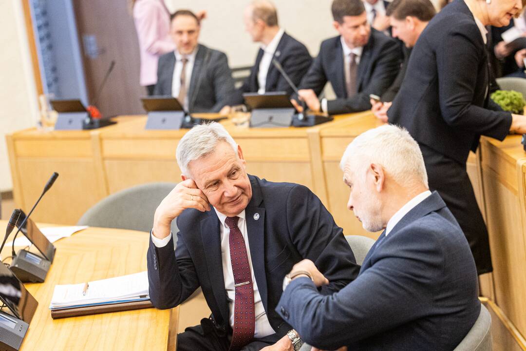 Premjeras susitiko su Lietuvos savivaldybių asociacijos vadovybe ir merais