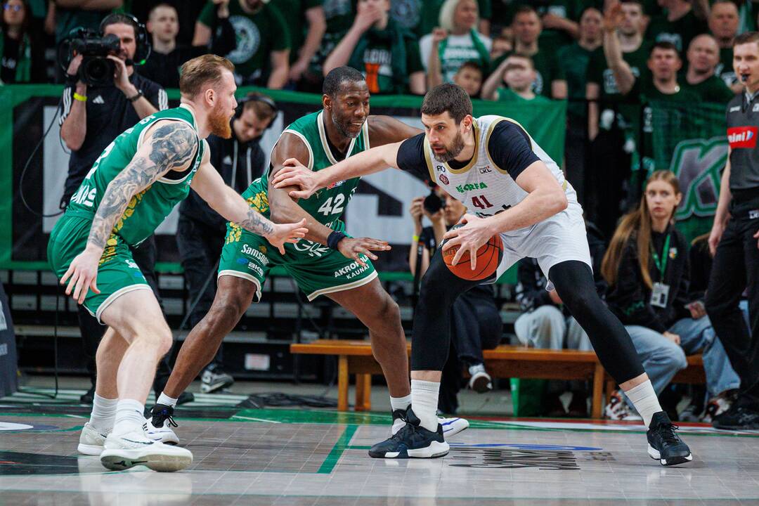 LKL rungtynėse Kaune susitiko Kauno „Žalgiris“ ir Panevėžio „Lietkabelis“