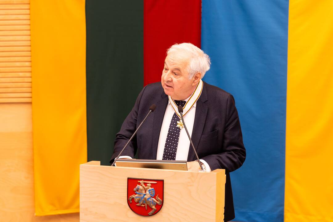 V. P. Andriukaičiui ir V. Matei įteiktos Aleksandro Stulginskio žvaigždės