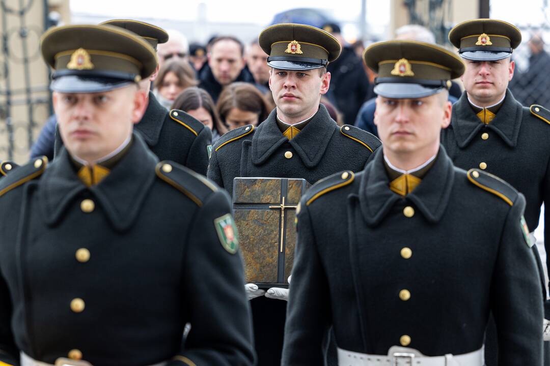 Signataro S. Pečeliūno laidotuvės
