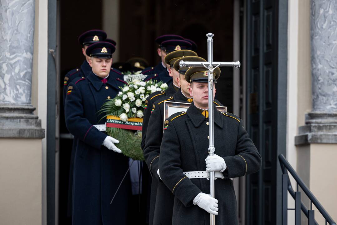 Signataro S. Pečeliūno laidotuvės
