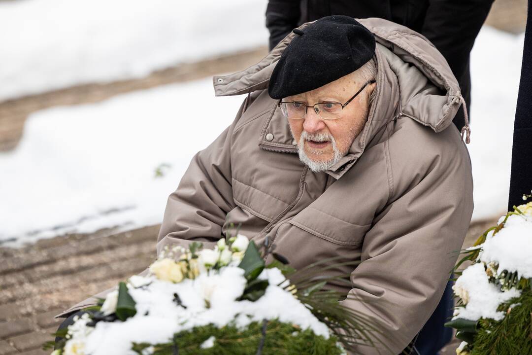 Signataro S. Pečeliūno laidotuvės