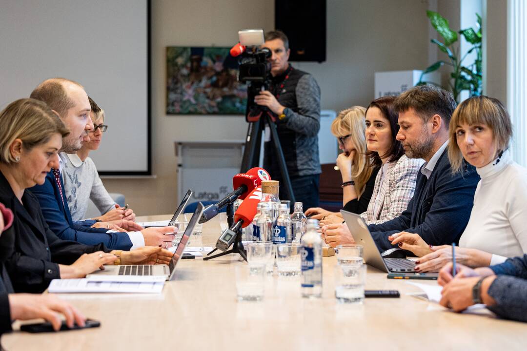 Švietimo darbuotojų profesinės sąjungos atstovų ir ministro susitikimas
