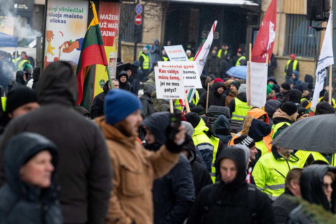 Vilniuje prasidėjo žemdirbių mitingas