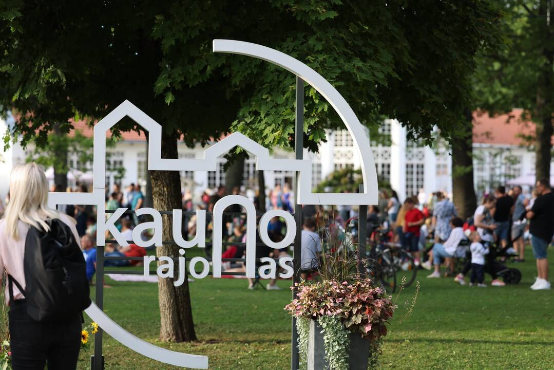 Raudondvaryje – D. Montvydo koncertas