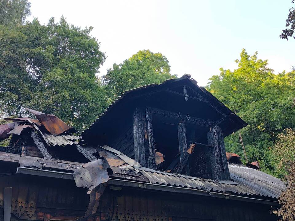Tunelio gatvėje degė namas