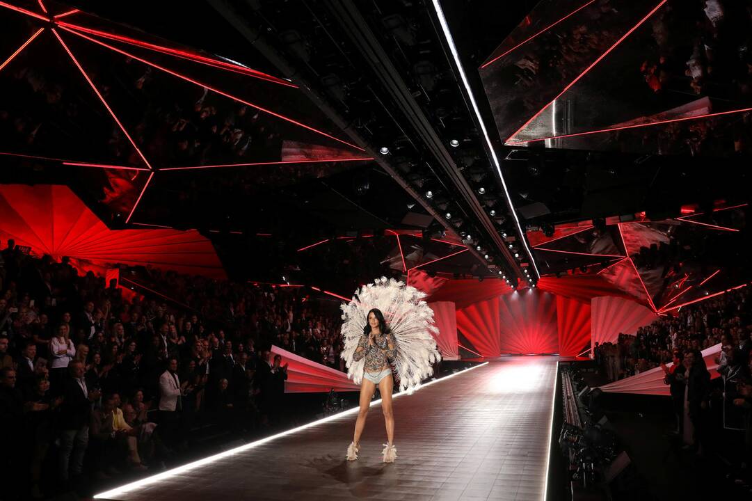 „Victoria's Secret“ šou Niujorke