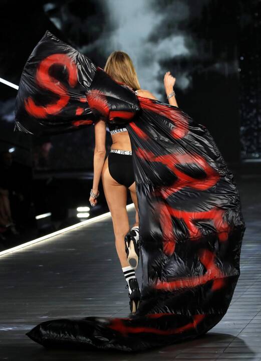 „Victoria's Secret“ šou Niujorke