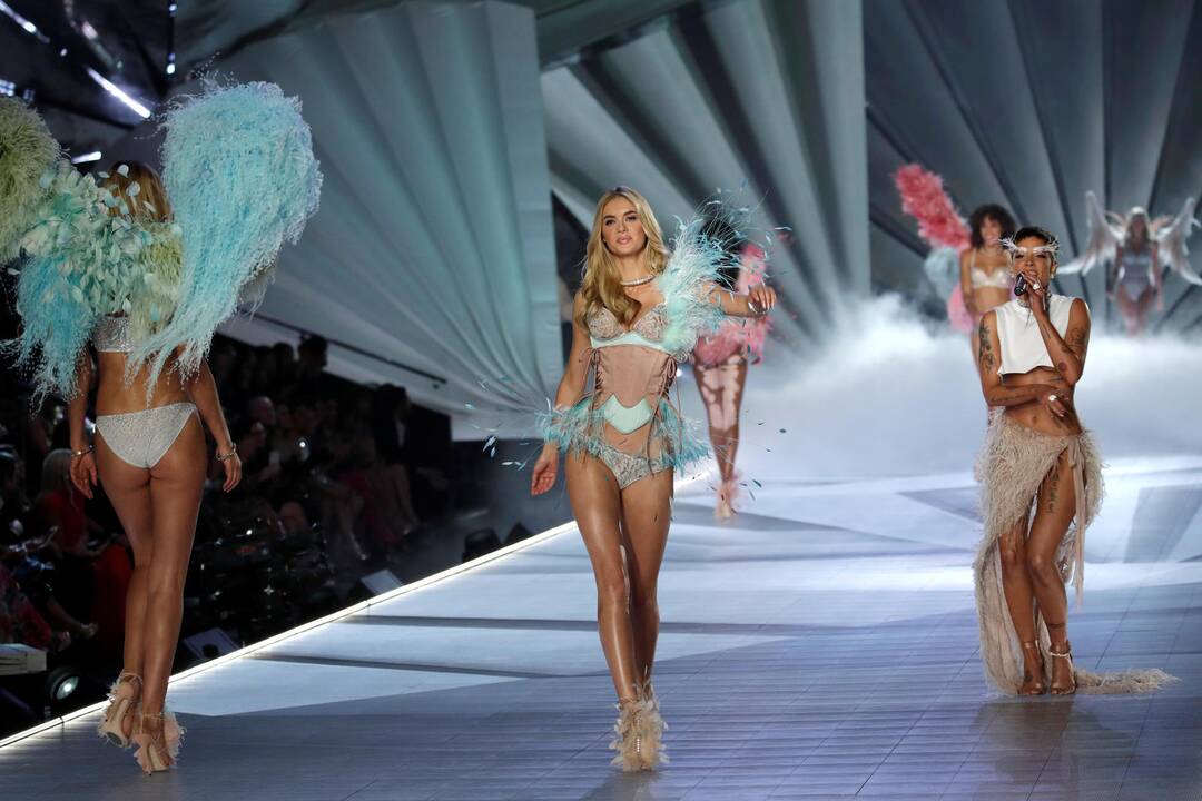 „Victoria's Secret“ šou Niujorke