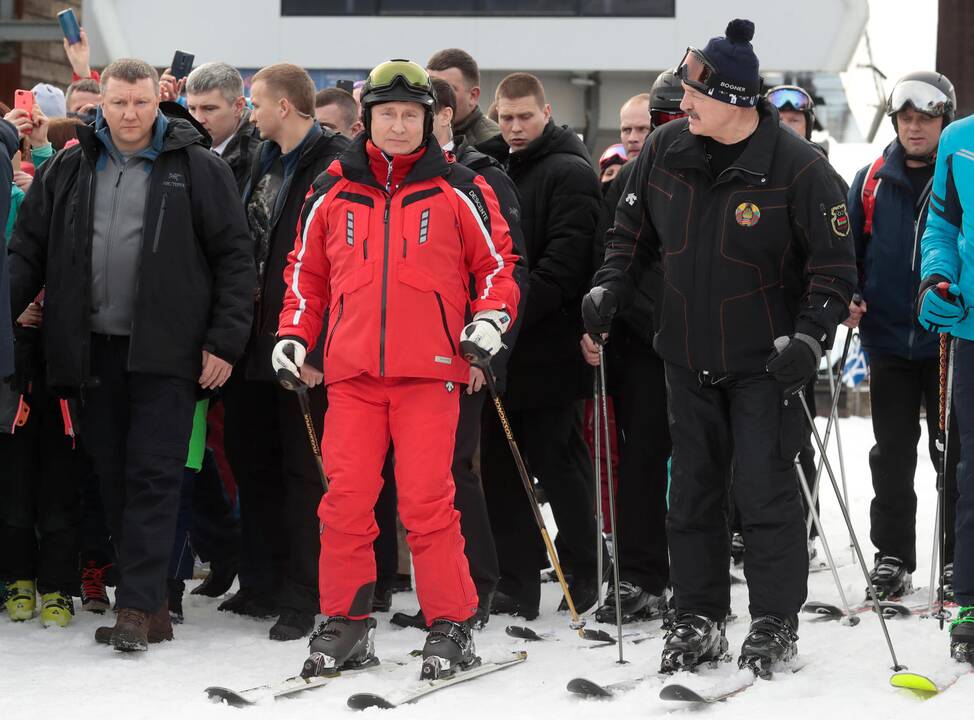 Vladimiras Putinas(kairėje) ir Aleksandras Lukašenka