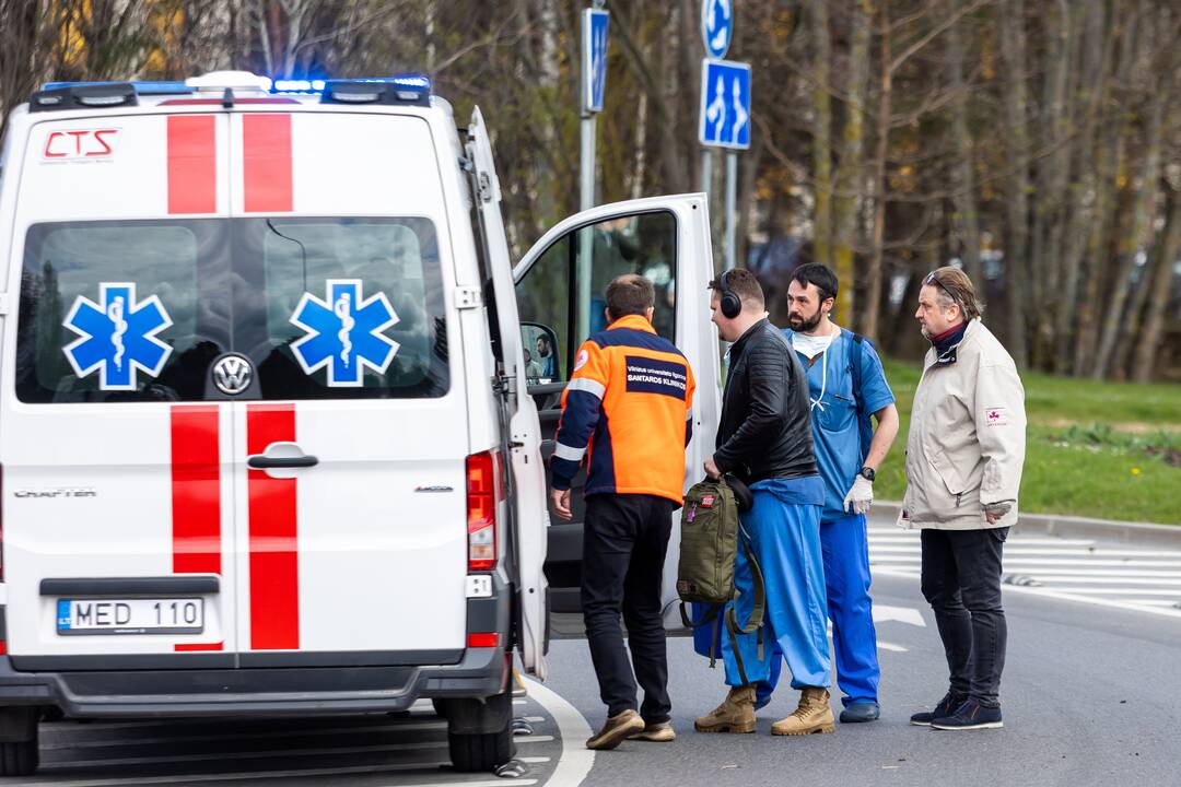 Į Vilnių pasieniečių sraigtasparniu atskraidinta donoro širdis