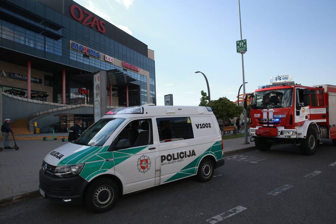 Evakuotas prekybos centras „Ozas“ 