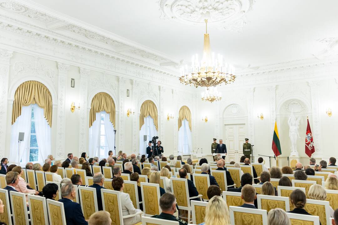 Valstybės apdovanojimų įteikimo ceremonija