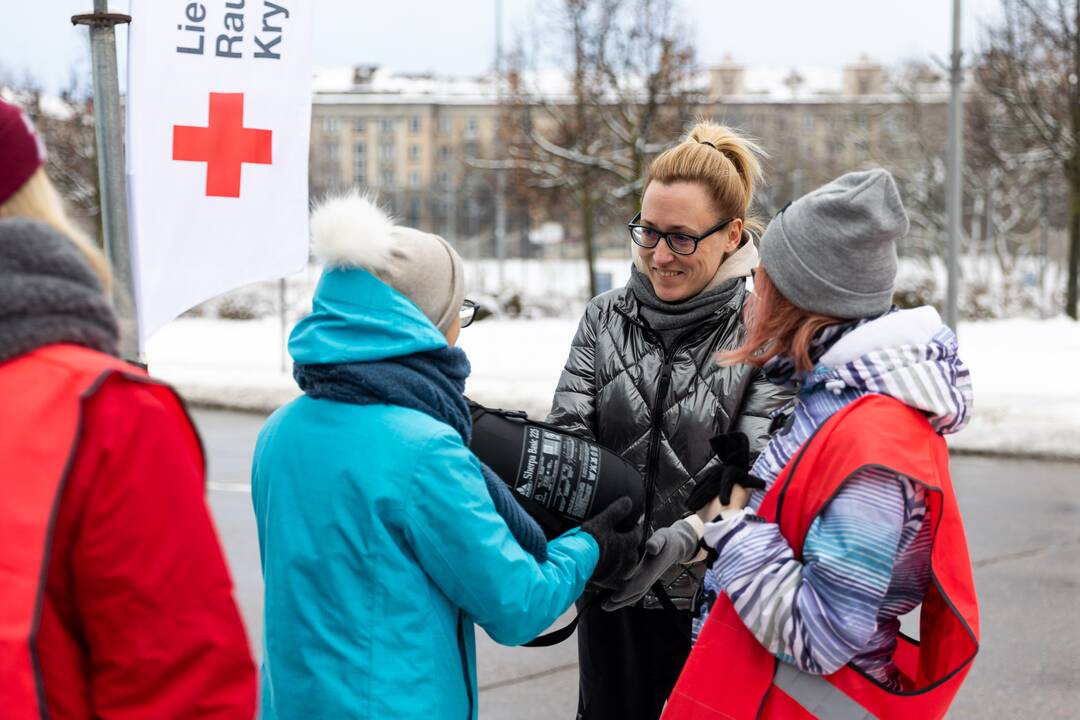 Miegmaišių rinkimo akcija Ukrainos žmonėms Vilniuje
