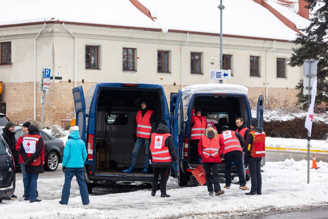 Miegmaišių rinkimo akcija Ukrainos žmonėms Vilniuje
