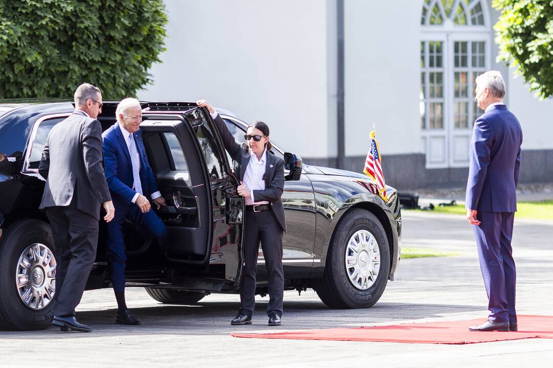 J. Bidenas Vilniuje susitiko su G. Nausėda
