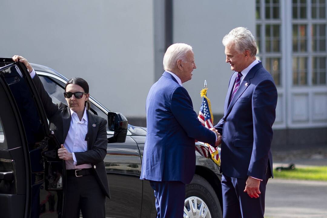 J. Bidenas Vilniuje susitiko su G. Nausėda
