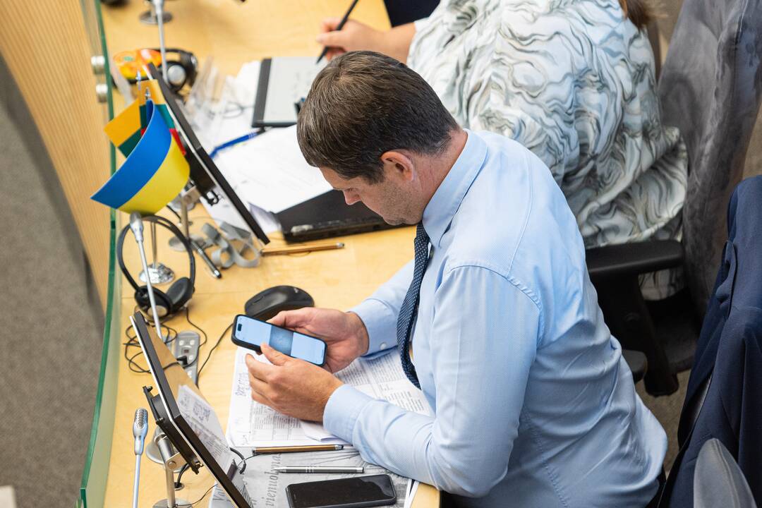 Siūlymas pradėti apkaltos procesą R. Žemaitaičiui