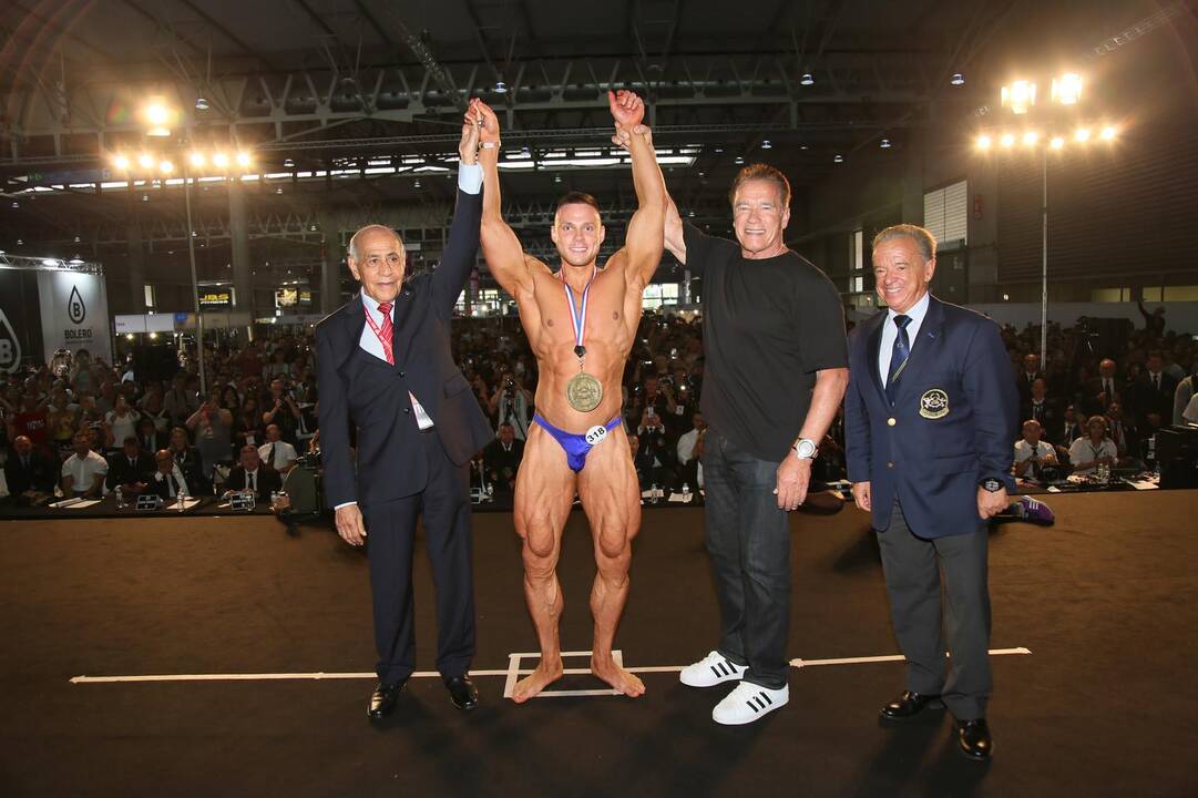 Arnoldas Schwarzeneggeris (kairėje) ir Tomas Kairys