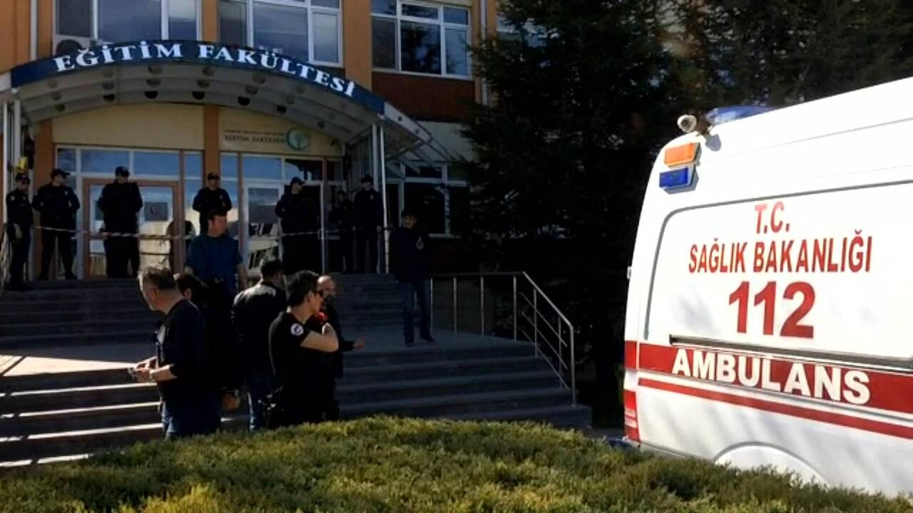Turkijos universitete užpuolikas nušovė keturis darbuotojus