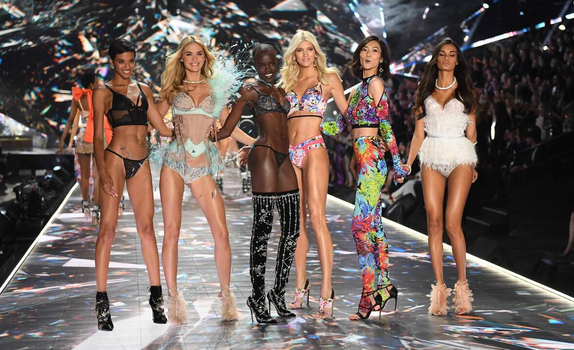 „Victoria's Secret“ šou Niujorke