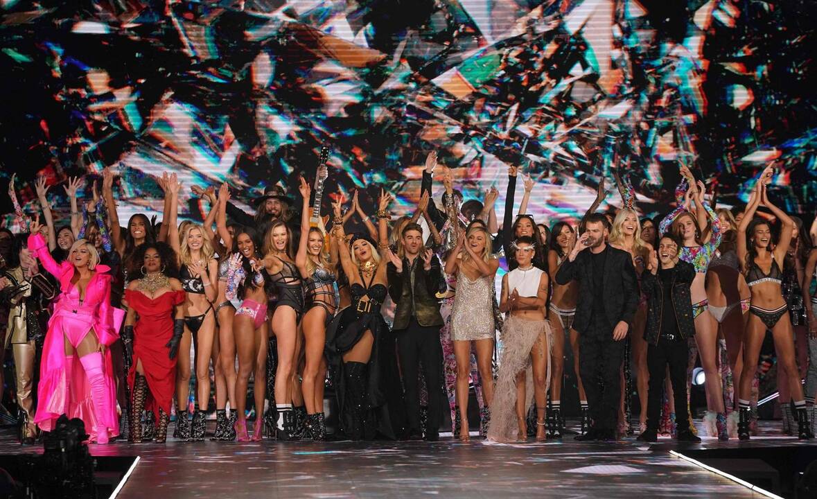 „Victoria's Secret“ šou Niujorke