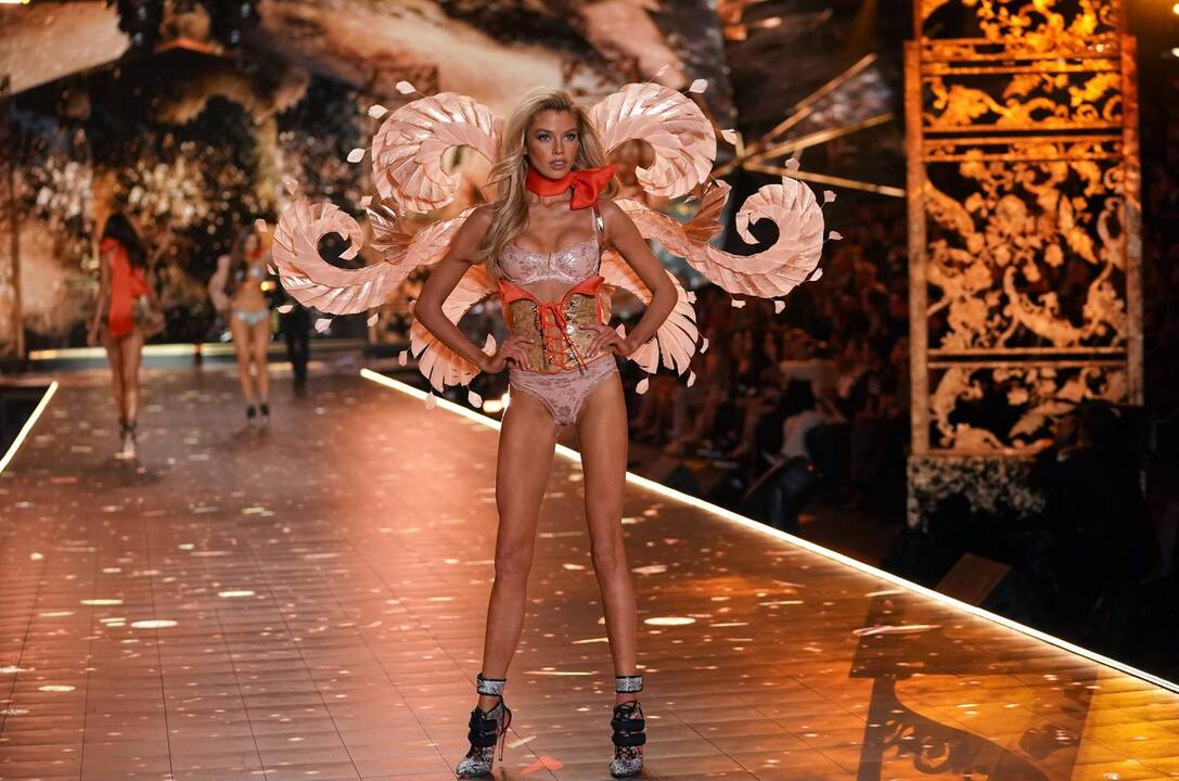 „Victoria's Secret“ šou Niujorke