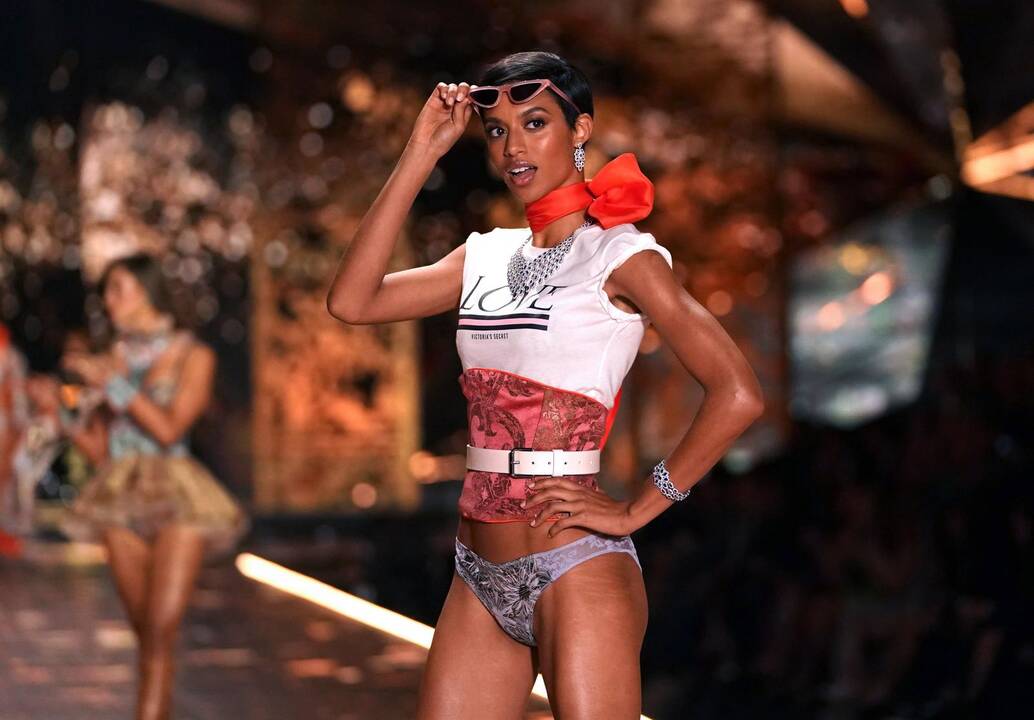 „Victoria's Secret“ šou Niujorke