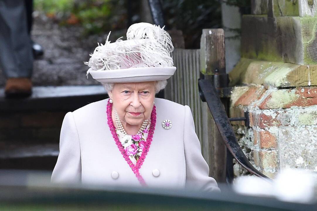 Britų karališkoji šeima švenčia Kalėdas